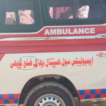 image بولان ہائی وے پر بی ایل اے کا حملہ: مسافر کوچ پر فائرنگ، ڈرائیور شہید، ایک مسافر زخمی