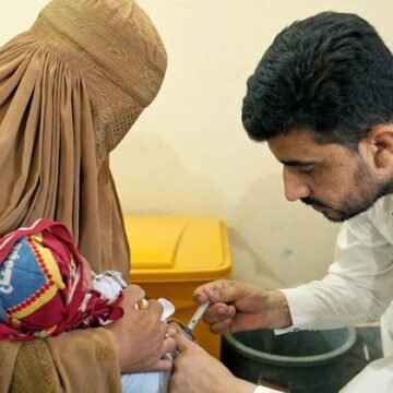 موسیٰ خیل: محکمہ صحت کے حکام کا ای پی آئی سینٹرز کا دورہ، ویکسینیشن اور کولڈ چین کے نظام کا جائزہ