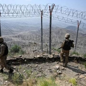 images (49) پشین اور قلعہ عبداللہ میں سیکیورٹی فورسز کی کامیاب کارروائیاں: 6 دہشت گرد ہلاک، 5 گرفتار